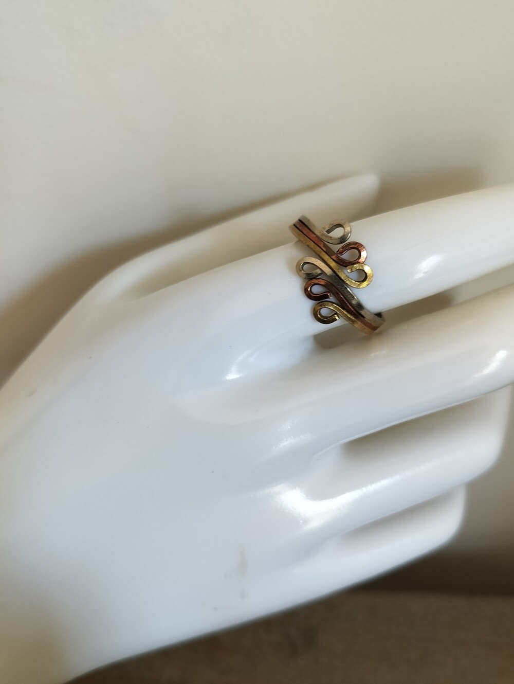 Ring Tricolor Wave Silver Plated Brass Copper Size 9